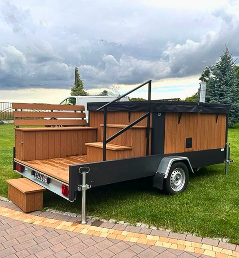 mobiles Whirlpool Spa